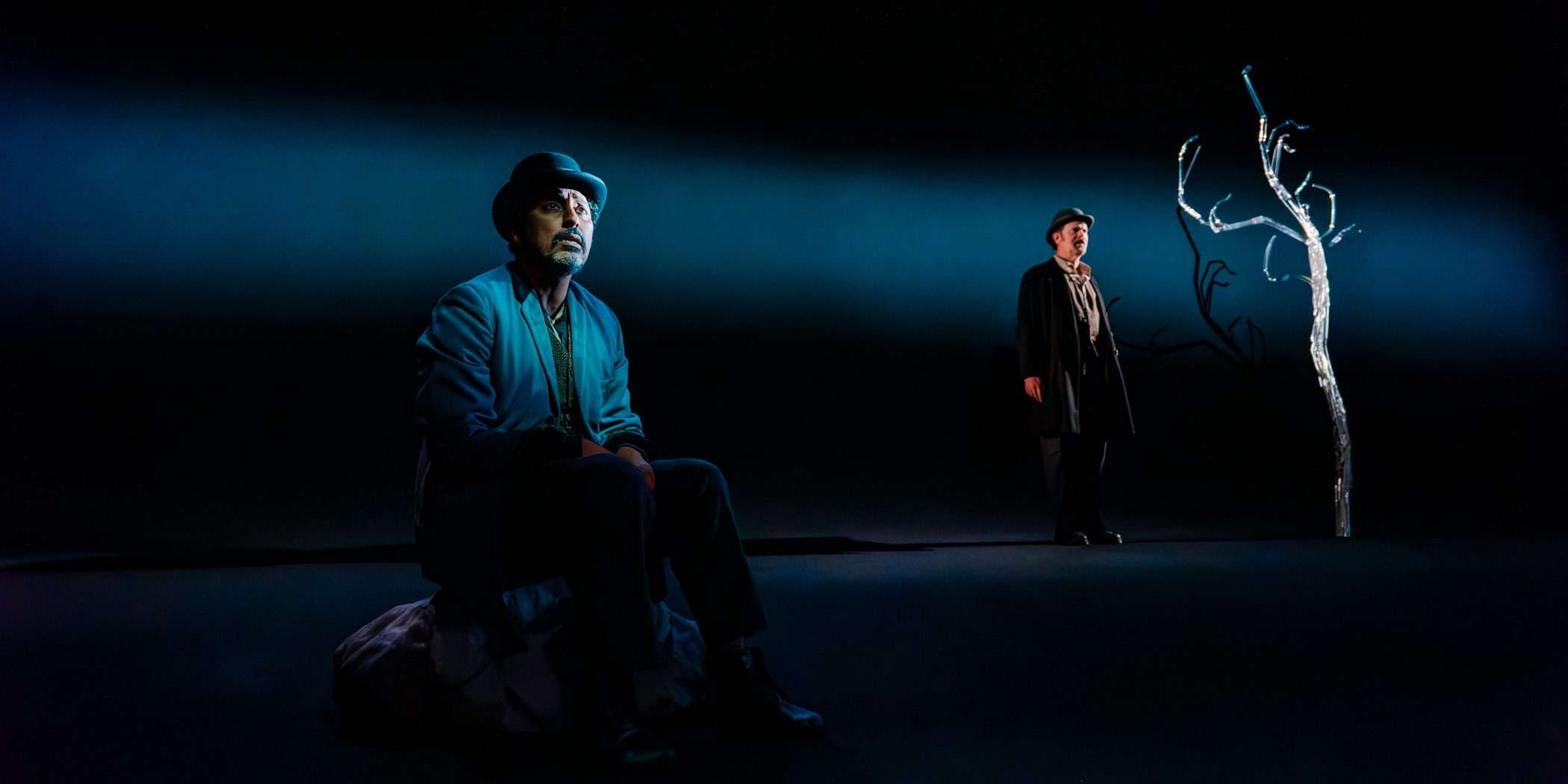 16_waiting_for_godot_-_aasif_mandvi_rainn_wilson